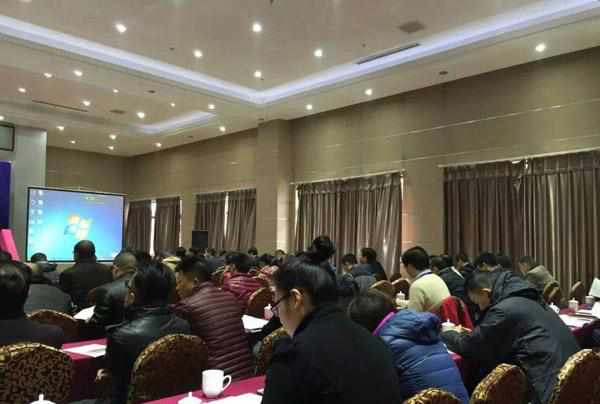 中國(guó)重型機(jī)械工業(yè)協(xié)會(huì)起重葫蘆分會(huì)在長(zhǎng)垣召開