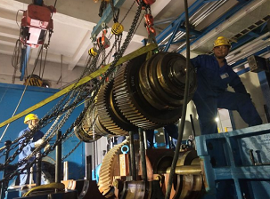 手拉葫蘆維修擠壓造粒機(jī)